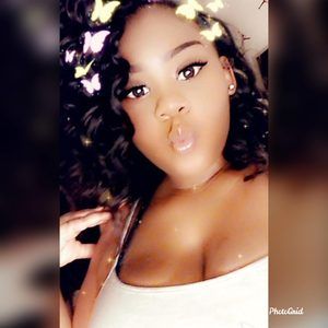 Meet your Posher, Shaneya